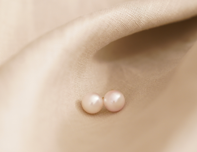 8.5mm AKOYA 日本珠耳環 稀有極光 4A