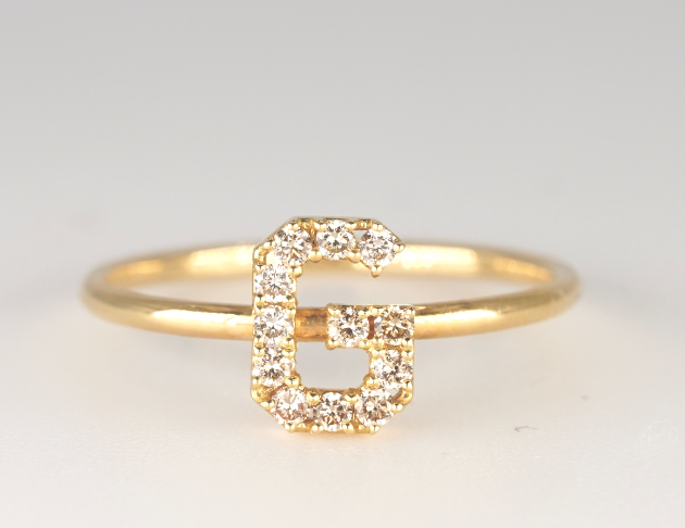 Diamond Ring 字母鑽戒 