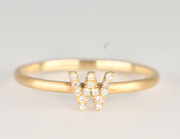 Diamond Ring 字母鑽戒 5-8mm （小）