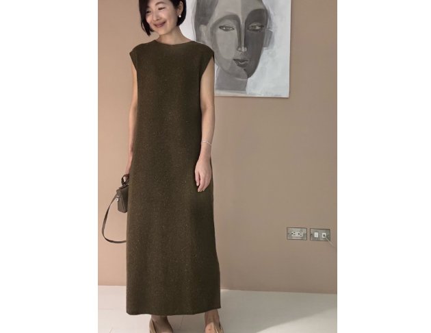 100% Cashmere 喀什米爾橄欖綠背心長裙（完售）