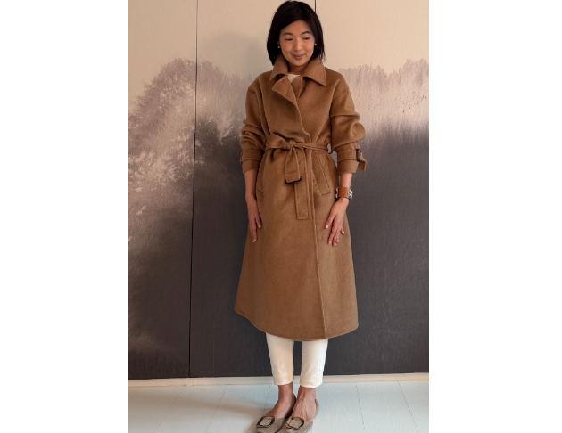 大開領駱駝絨棕色大衣