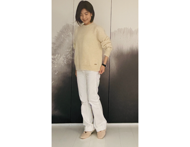 100% Cashmere 香草白毛衣