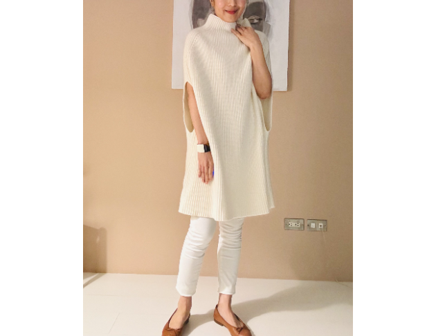 100%Cashmere 喀什米爾白色斗篷毛衣