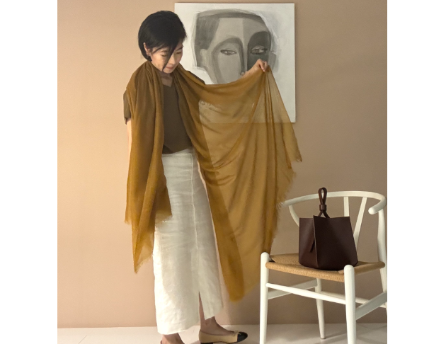 100% Cashmere 喀什米爾橄欖色披肩圍巾（完售）