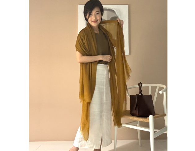 100% Cashmere 喀什米爾橄欖色披肩圍巾（完售）