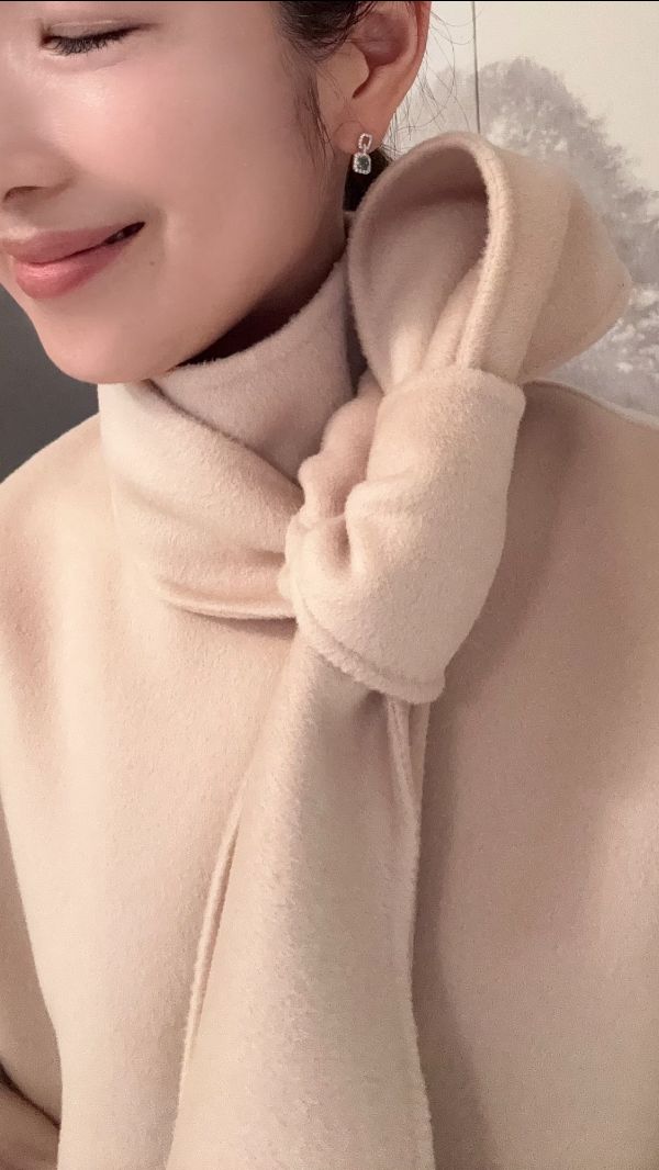 雲暖結立領上衣30% 駝絨 70% 羊毛